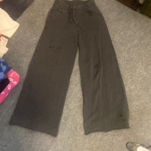 aerie sweatpants! size xs! great condition:)